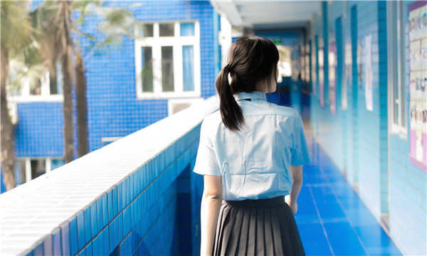 宝丰如何找到一个可以帮助我生孩子的女人？